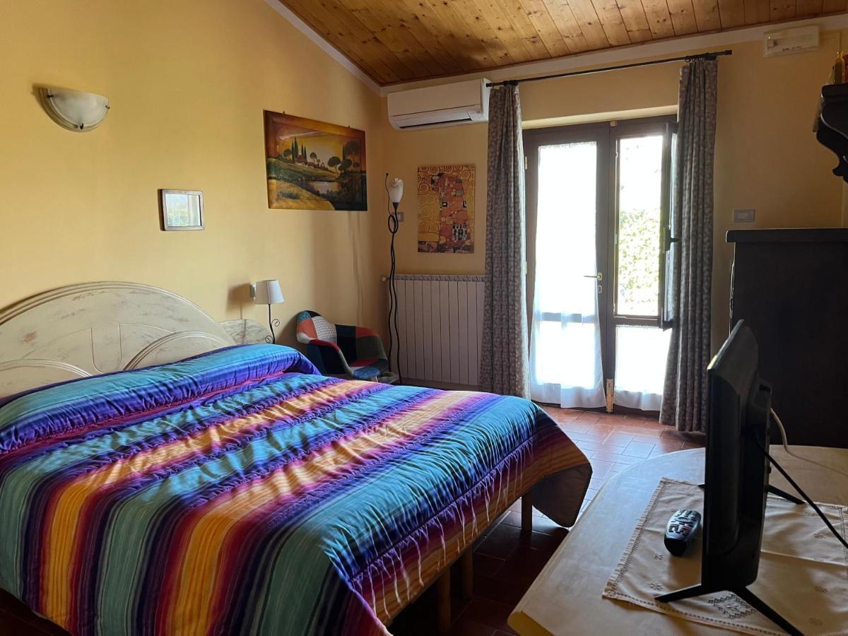 מונטמראנו Agriturismo Poggio Del Drago מראה חיצוני תמונה