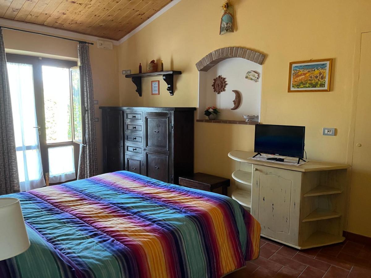 מונטמראנו Agriturismo Poggio Del Drago מראה חיצוני תמונה