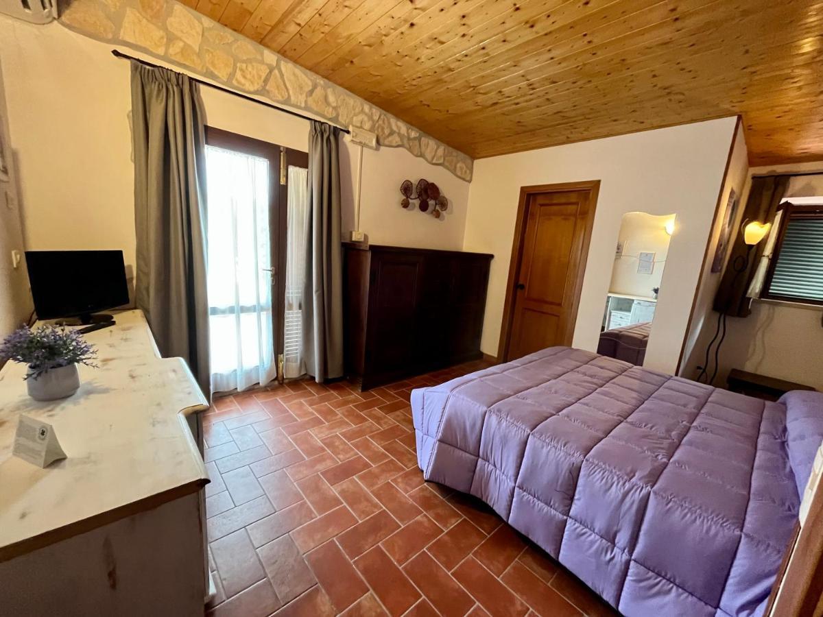 מונטמראנו Agriturismo Poggio Del Drago מראה חיצוני תמונה