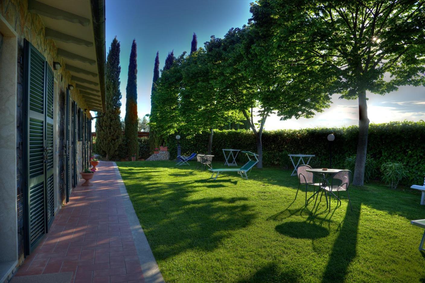 מונטמראנו Agriturismo Poggio Del Drago מראה חיצוני תמונה