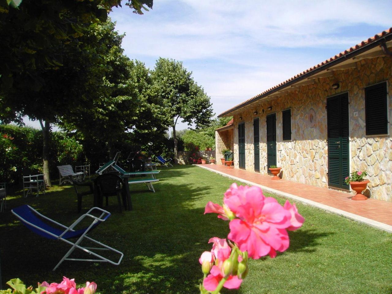 מונטמראנו Agriturismo Poggio Del Drago מראה חיצוני תמונה