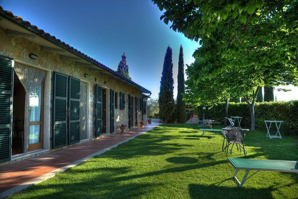 מונטמראנו Agriturismo Poggio Del Drago מראה חיצוני תמונה